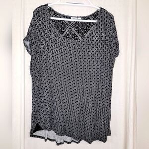 Cato Black and White Relaxed Bateau Cuffed Sleeve Top